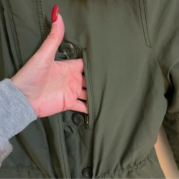 American eagle faux fur hooded sherpa lined quitted army green parka size M - Picture 13 of 15